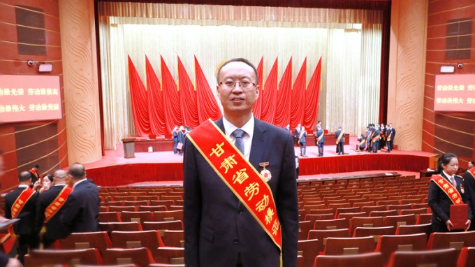 讓奮斗成為青春底色，為隴原水利繪就藍(lán)圖 | 記甘肅省勞動(dòng)模范李長春